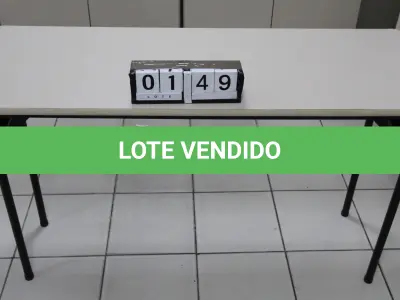 LOTE 149 - LOTE - 0149 - MESA P/ AUDITÓRIO C/ PÉS DOBRÁVEIS