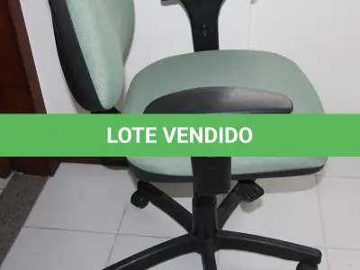 LOTE 076 - LOTE - 0076 - CADEIRA SECRETÁRIA GIRATÓRIA C/ BRAÇO