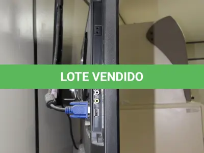 LOTE 121 - LOTE - 0121 - TV LCD 32"