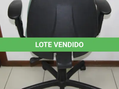 LOTE 228 - LOTE - 0228 - CADEIRA SECRETÁRIA GIRATÓRIA C/ BRAÇO