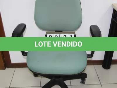 LOTE 221 - LOTE - 0221 - CADEIRA SECRETÁRIA GIRATÓRIA C/ BRAÇO