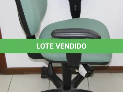 LOTE 226 - LOTE - 0226 - CADEIRA SECRETÁRIA GIRATÓRIA C/ BRAÇO