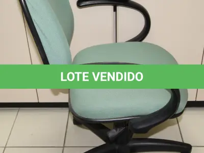LOTE 134 - LOTE - 0134 - CADEIRA DIRETOR GIRATÓRIA C/ BRAÇO