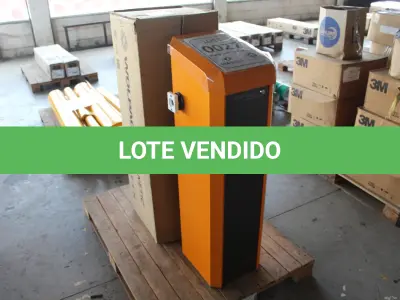 LOTE 027 - MATERIAL DIVERSO