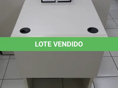 LOTE 218 - LOTE - 0218 - MESA SUPORTE P/ IMPRESSORA