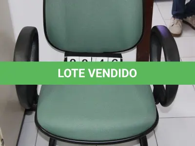 LOTE 046 - LOTE - 0046 - CADEIRA DIRETOR FIXA C/ BRAÇO