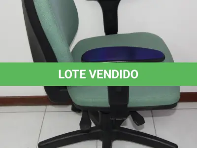 LOTE 060 - LOTE - 0060 - CADEIRA DIRETOR GIRATÓRIA C/ BRAÇO