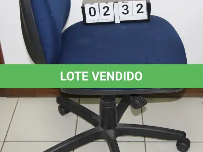 LOTE 232 - LOTE - 0232 - CADEIRA SECRETÁRIA GIRATÓRIA S/ BRAÇO