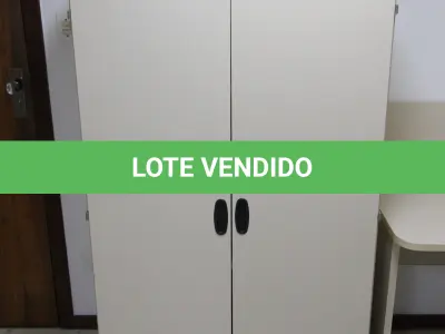 LOTE 200 - LOTE - 0200 - ARMÁRIO 2 PORTAS ALTO