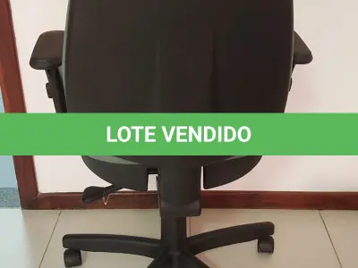 LOTE 257 - LOTE - 0257 - CADEIRA DIRETOR GIRATÓRIA C/ BRAÇO