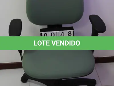 LOTE 048 - LOTE - 0048 - CADEIRA DIRETOR GIRATÓRIA C/ BRAÇO