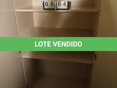 LOTE 064 - LOTE - 0064 - ARMÁRIO 2 PORTAS ALTO