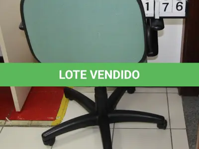 LOTE 176 - LOTE - 0176 - CADEIRA DIRETOR GIRATÓRIA C/ BRAÇO