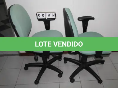 LOTE 086 - LOTE - 0086 - CADEIRA SECRETÁRIA GIRATÓRIA C/ BRAÇO CONJ. 2 PÇS.