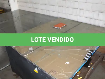 LOTE 065 - MATERIAL DIVERSO