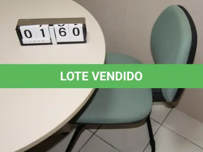 LOTE 160 - LOTE - 0160 - MESA REDONDA C/ 4 CADEIRAS FIXAS