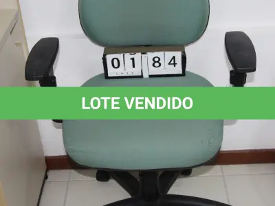 LOTE 184 - LOTE - 0184 - CADEIRA SECRETÁRIA GIRATÓRIA C/ BRAÇO