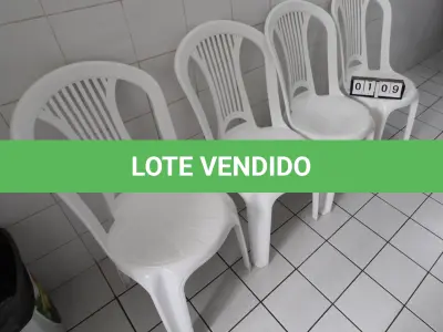 LOTE 109 - LOTE - 0109 - CADEIRA PLÁSTICA CONJ. DE 4 PÇS.