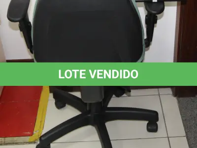 LOTE 174 - LOTE - 0174 - CADEIRA SECRETÁRIA GIRATÓRIA C/ BRAÇO