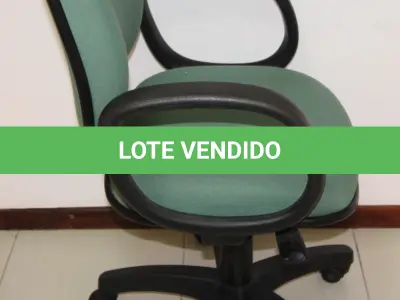 LOTE 099 - LOTE - 0099 - CADEIRA DIRETOR GIRATÓRIA C/ BRAÇO