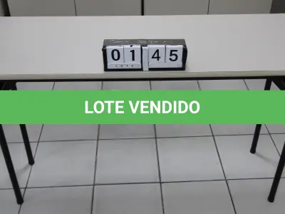 LOTE 145 - LOTE - 0145 - MESA P/ AUDITÓRIO C/ PÉS DOBRÁVEIS