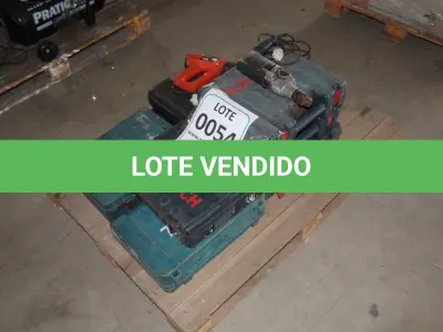 LOTE 054 - MATERIAL DIVERSO