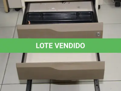LOTE 192 - LOTE - 0192 - GAVETEIRO 3 GAVETAS