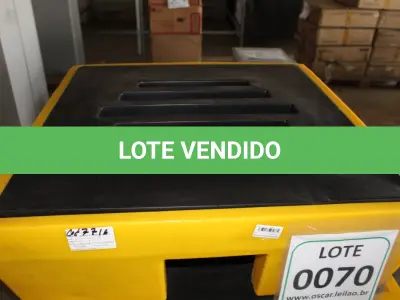 LOTE 070 - MATERIAL DIVERSO