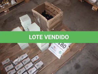 LOTE 180 - MATERIAL DIVERSO