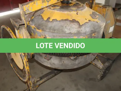 LOTE 121 - MATERIAL DIVERSO