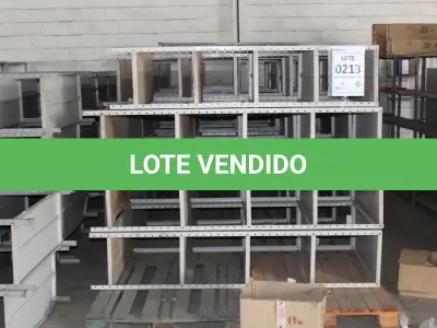 LOTE 213 - MATERIAL DIVERSO