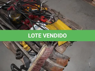 LOTE 200 - MATERIAL DIVERSO