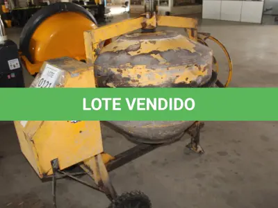 LOTE 121 - MATERIAL DIVERSO