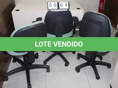LOTE 008 - CONJ. CADEIRAS