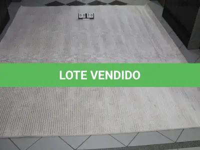 LOTE 030 - TAPETE SÃO CARLOS, TAMANHO 2,50M X 2,90M