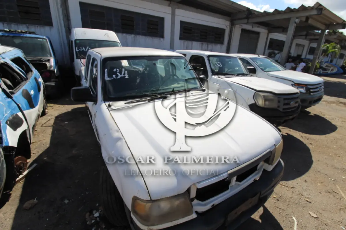 LOTE 034 - SUCATA DE VEÍCULOS:    RANGER XL 13P, CHASSI 8AFER13P19J210889 (MOTOR SEM CONDIÇÃO DE UTILIZAÇÃO)    DUCATO MC RONTAN AMB, CHASSI 93W245G34B2057207