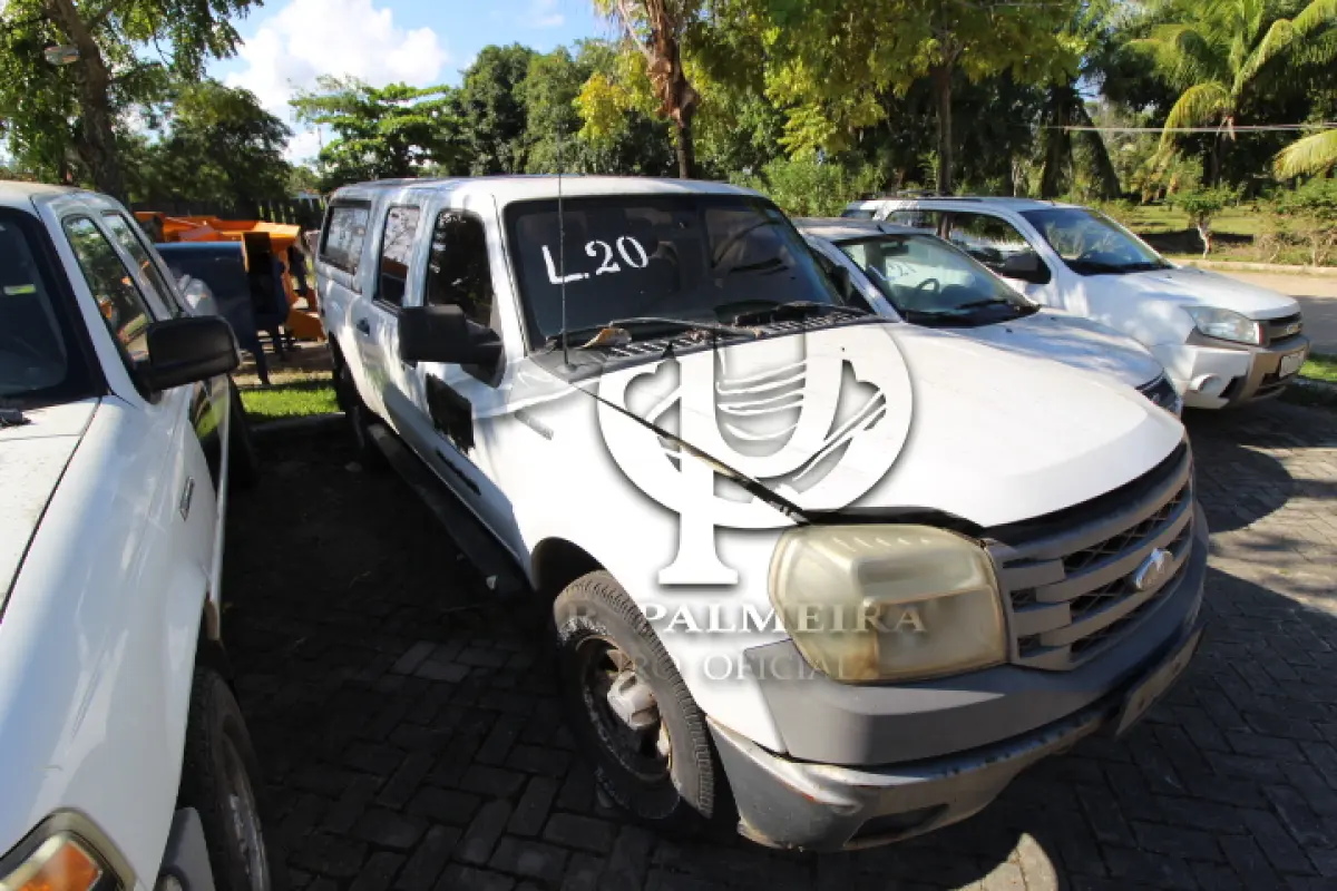 LOTE 020 - VEÍCULO: MARCA/MODELO: I/FORD RANGER XL 13P; FAB/MOD: 2011/2012; PLACA: NZM5083; CHASSI: 8AFER13P0CJ476167