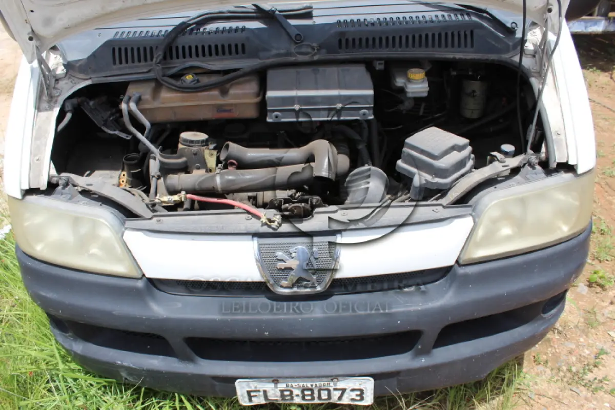 LOTE 014 - VEÍCULO - PEUGEOT BOXER F350LH 23S, ANO/MOD 2013/2013.