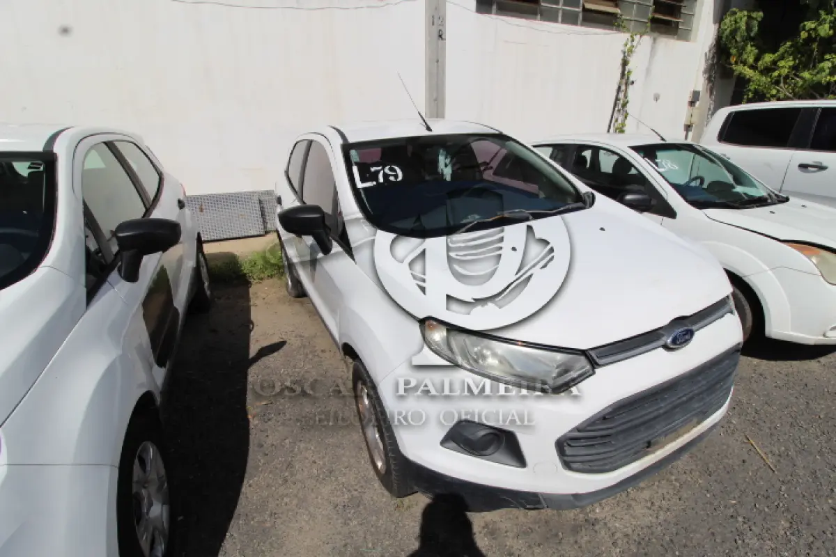 LOTE 079 - VEÍCULO; MARCA/MODELO: FORD/ECOSPORT S 1.6 FAB/MOD: 2013/2014 PLACA: OUL0240 CHASSI: 9BFZB55P0E8856689