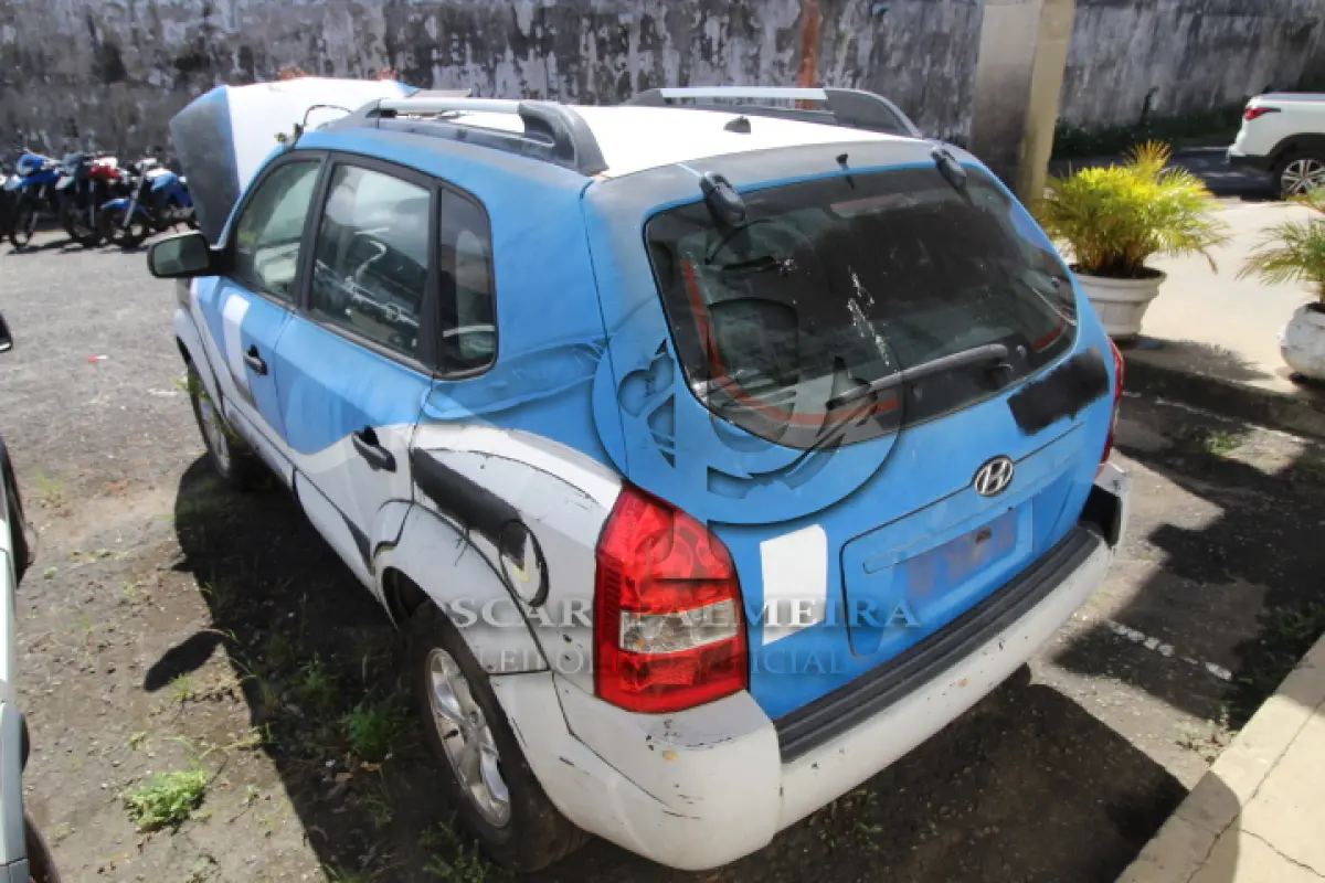 LOTE 090 - VEÍCULO; MARCA/MODELO: HYUNDAI/TUCSON GLB FAB/MOD: 2012/2013 PLACA: PGA1552 CHASSI: 95PJM81BPDB046917