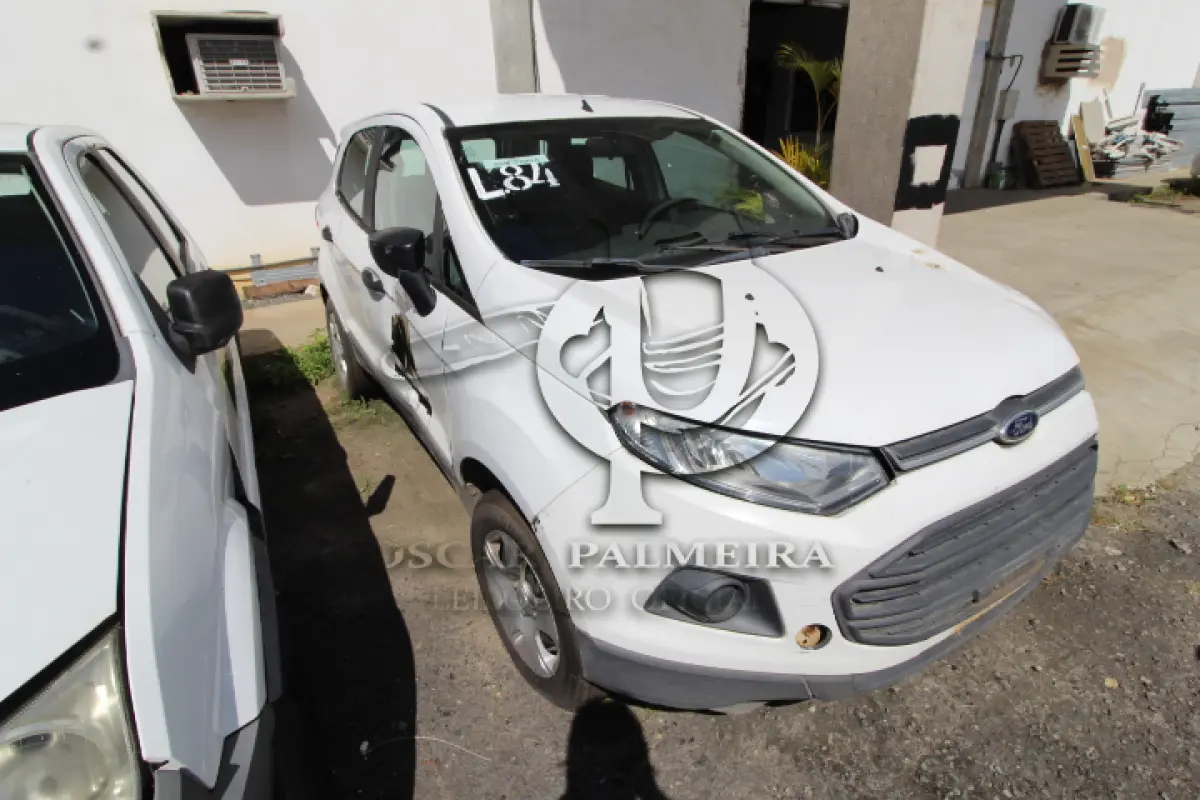 LOTE 084 - VEÍCULO; MARCA/MODELO: FORD/ECOSPORT S 1.6 (KIT GÁS) FAB/MOD: 2013/2013 PLACA: OLB1926 CHASSI: 9BFZB55P1D8818662