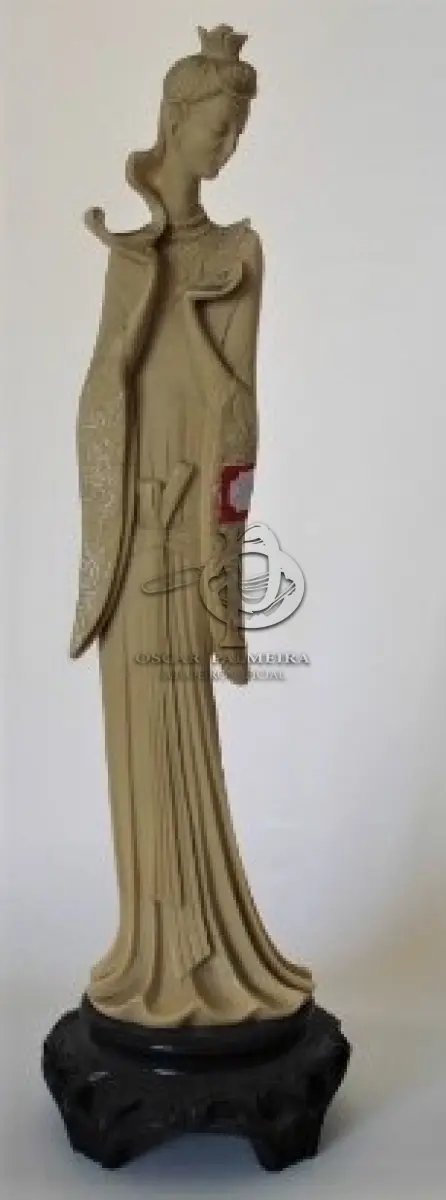 LOTE 046 - PEÇA DE DECORAÇÃO