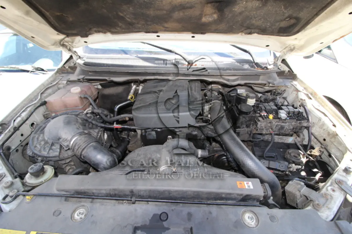 LOTE 073 - VEÍCULO; MARCA/MODELO: I/FORD RANGER XL CD4 22 FAB/MOD: 2012/2013 PLACA: OKX1106 CHASSI: 8AFAR23J6DJ068497