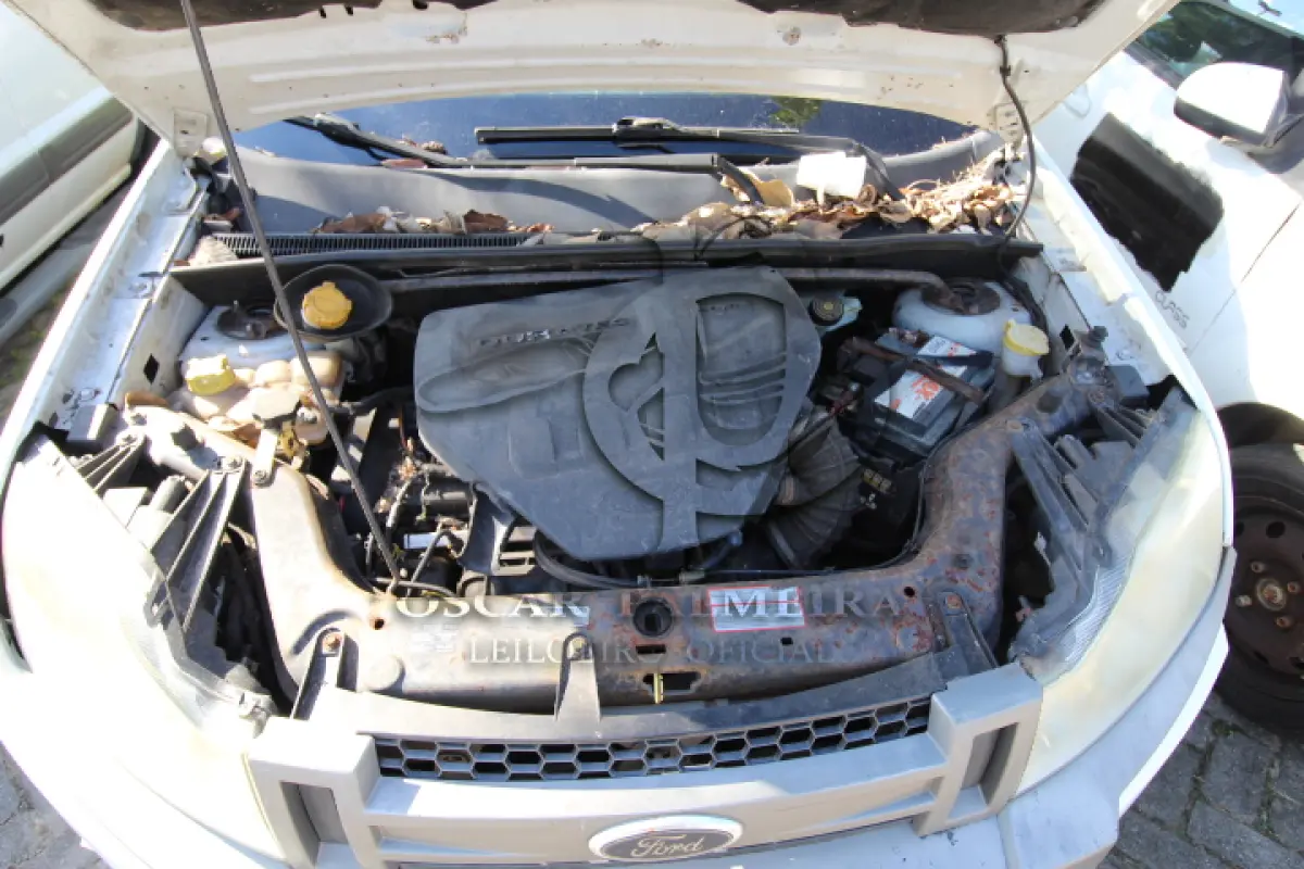 LOTE 013 - VEÍCULO: MARCA/MODELO: FORD/ECOSPORT 4WD2.0FLEX; FAB/MOD: 2009/2009; PLACA: NLP7774; CHASSI: 9BFZE65H198549950