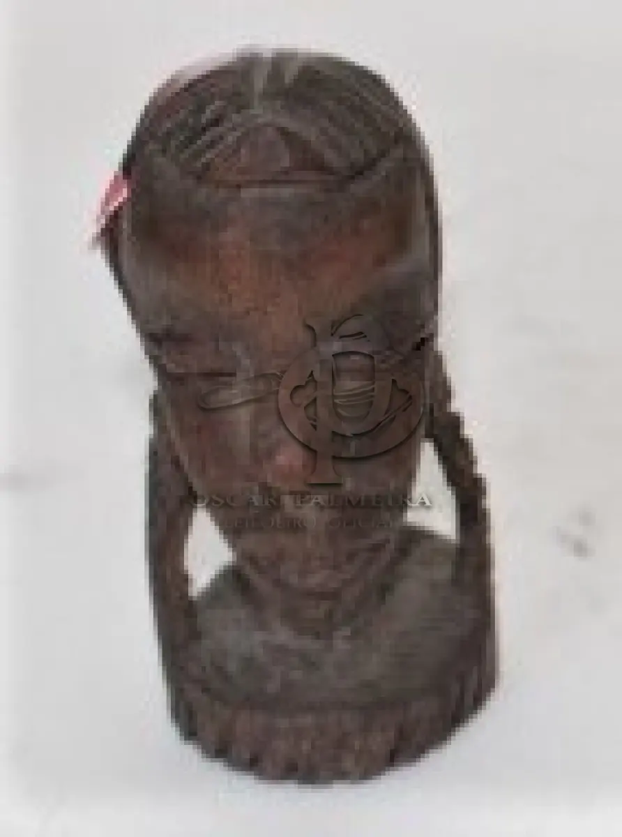 LOTE 056 - ESCULTURA