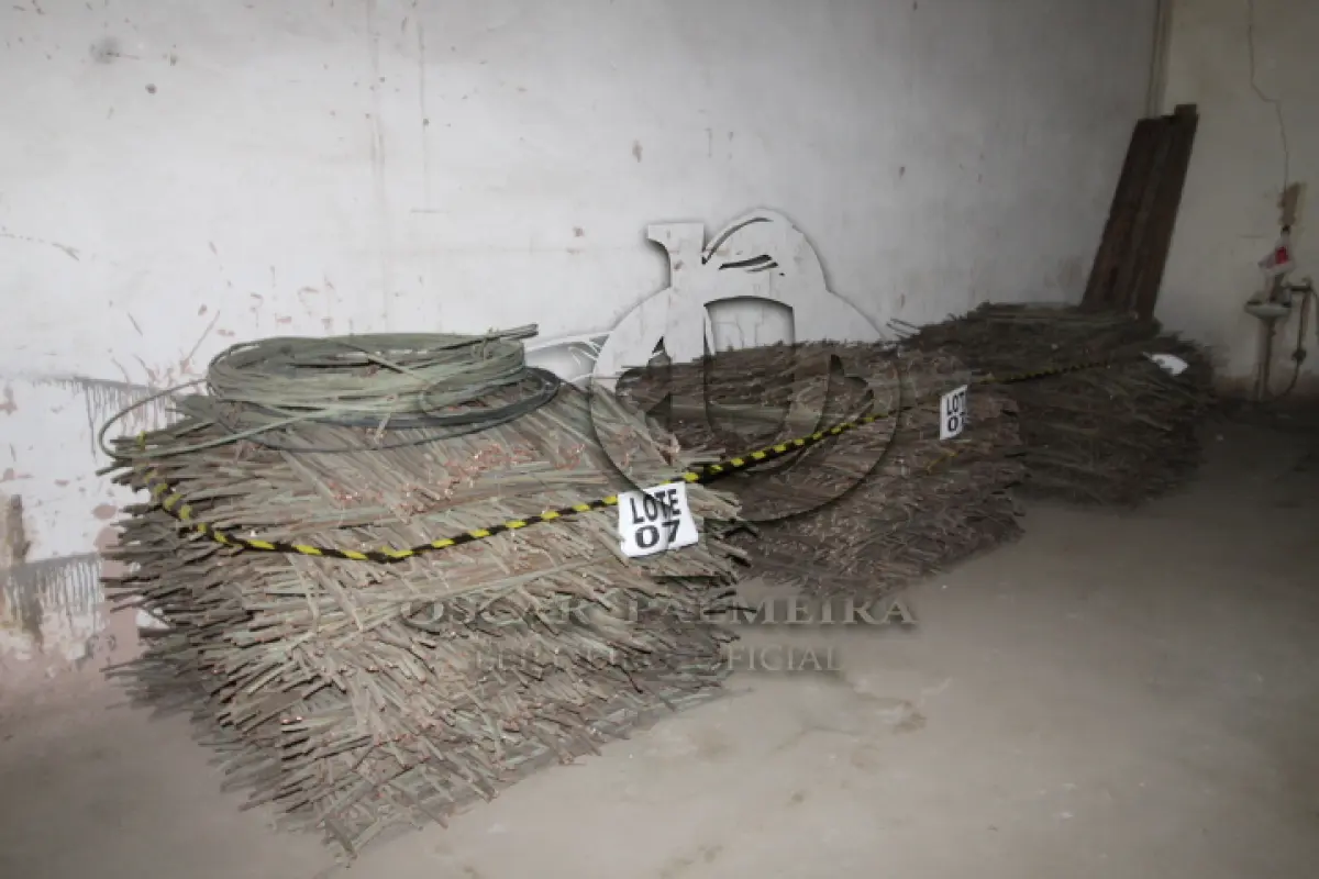 LOTE 007 - DIVERSOS MATERIAIS DE COBRE COMPOSTO DE: CABOS MENSAGEIROS, FIOS DE COBRE, FIOS DE CONTATO