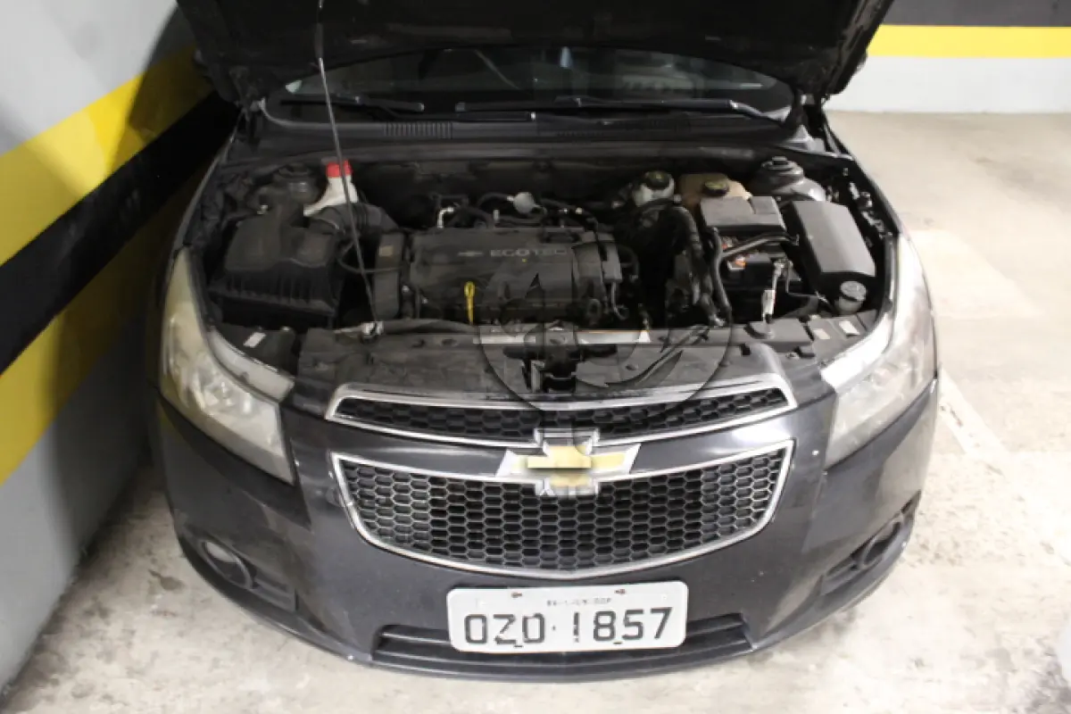 LOTE 017 - VEÍCULO - CHEVROLET CRUZE LT NB, ANO/MOD 2014/2014.