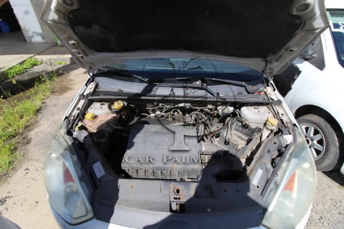 LOTE 083 - VEÍCULO; MARCA/MODELO: FORD/FIESTA 1.6 FLEX FAB/MOD: 2013/2014 PLACA: OUJ2475 CHASSI: 9BFZF55P3E8018368