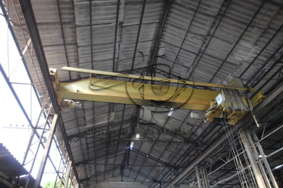 LOTE 015 - DIVERSOS MATERIAIS PONTES ROLANTE COMPOSTO DE:  PONTES ROLANTES