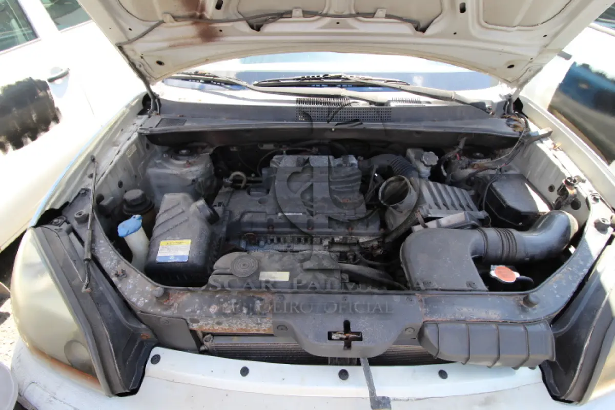 LOTE 120 - VEÍCULO; MARCA/MODELO: HYUNDAI/TUCSON GLB FAB/MOD: 2012/2013 PLACA: PGA1792 CHASSI: 95PJM81BPDB046211